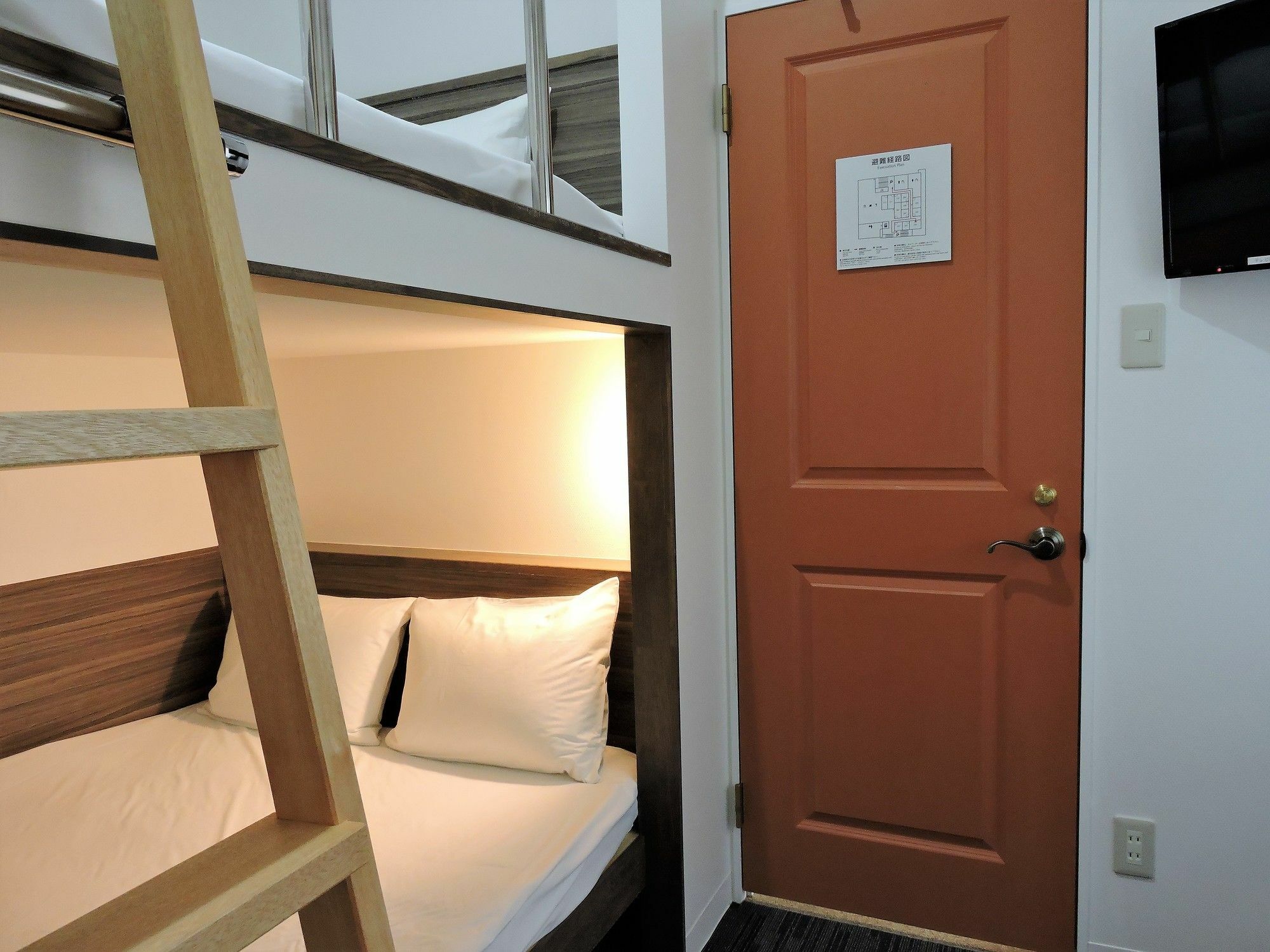 Abest Cube Naha Kokusai Street-Cabin Type Hotel All Room With Key Exterior foto
